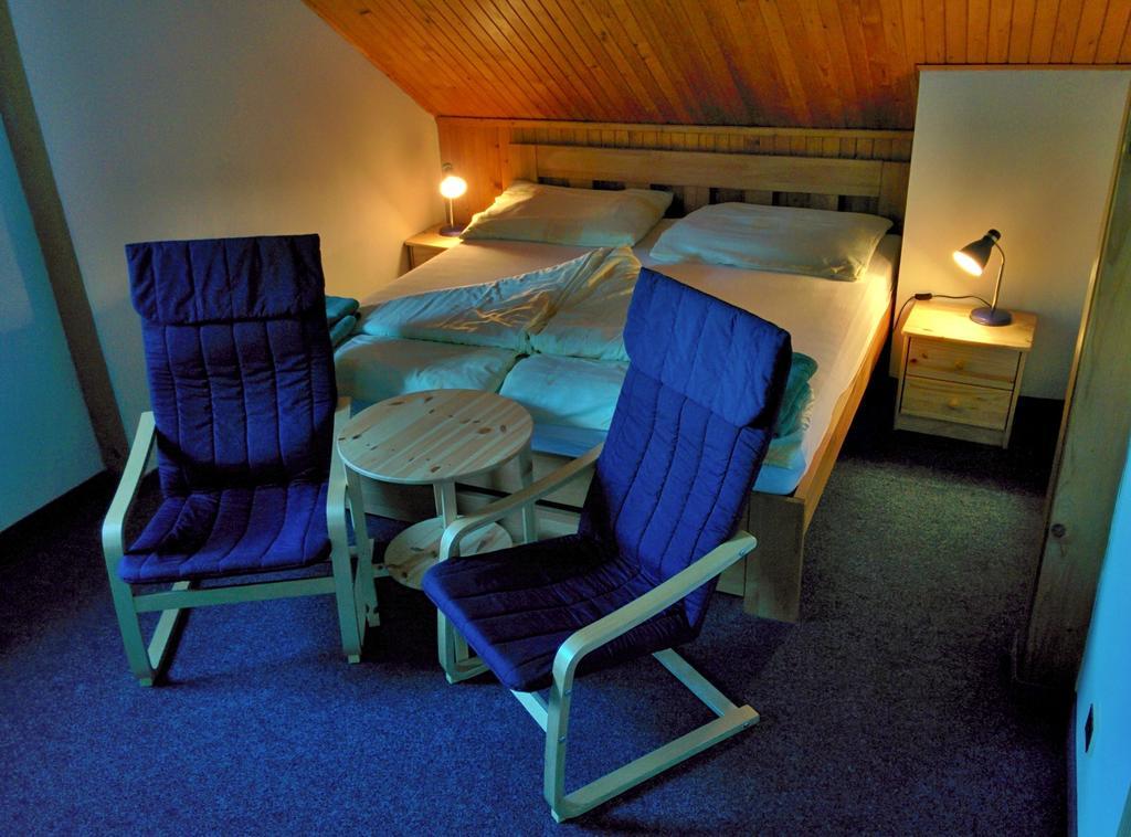 Hostinec U Pejska A Kocicky Marianske Lazne Room photo
