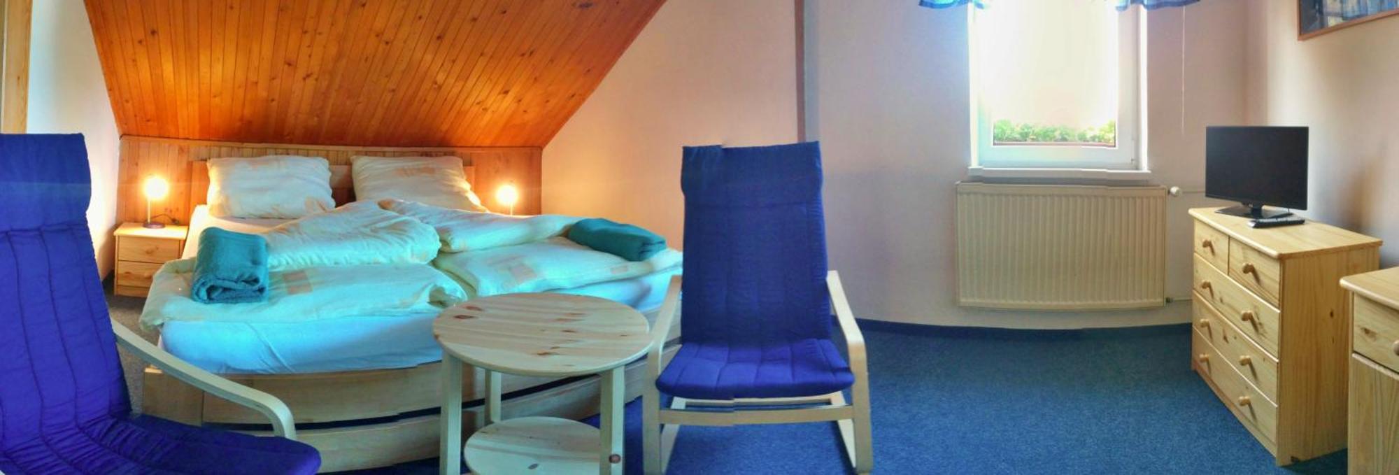 Hostinec U Pejska A Kocicky Marianske Lazne Room photo